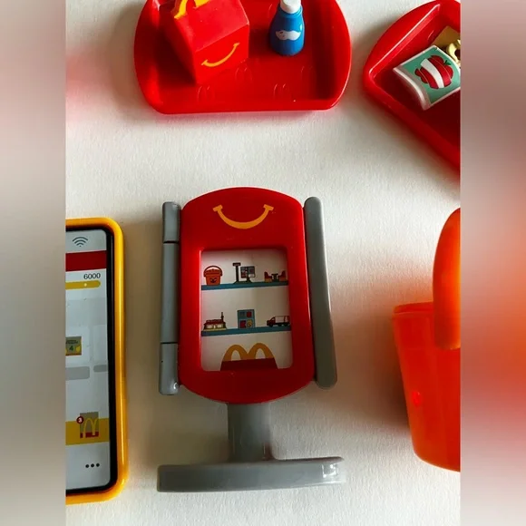Lot of Lil McDonald's Miniatures Trays, Menu Sign, Pumpkin Bucket,Happy Meal Box - Picture 3 of 7